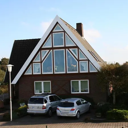 Haus Dwarsloeper, 1 Апартаменты Куксхафен